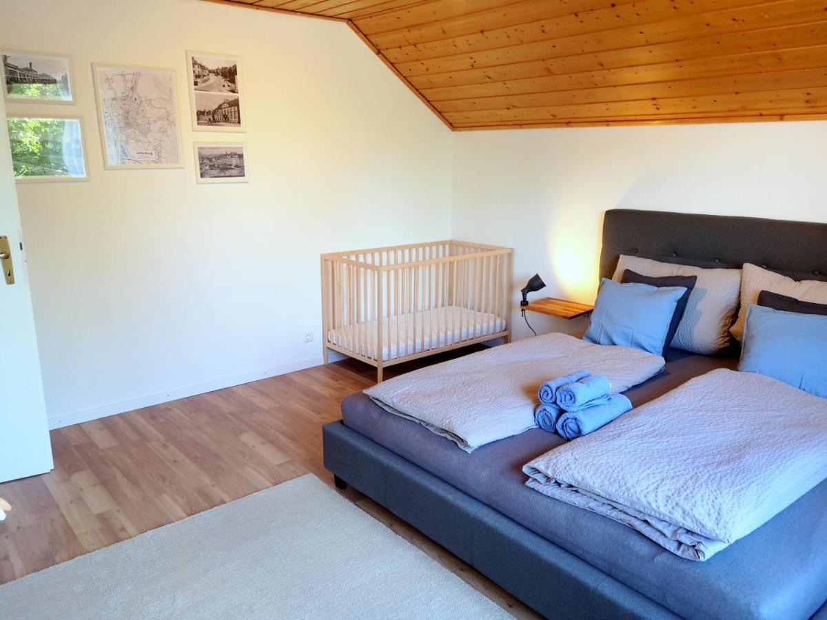 Family-Apartment Mit Balkon, Kueche, Parkplatz & Waschmaschine Offenburg Ngoại thất bức ảnh