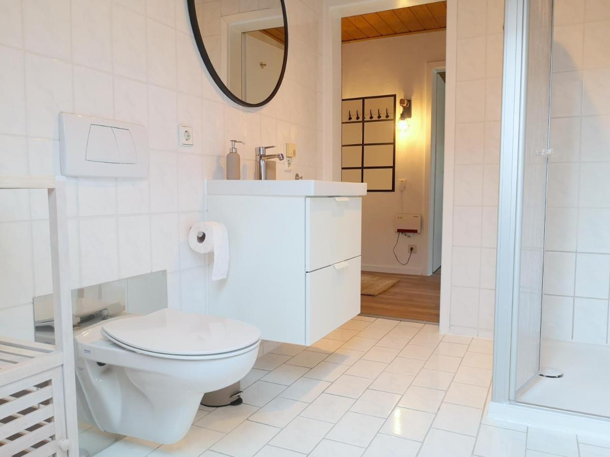 Family-Apartment Mit Balkon, Kueche, Parkplatz & Waschmaschine Offenburg Ngoại thất bức ảnh